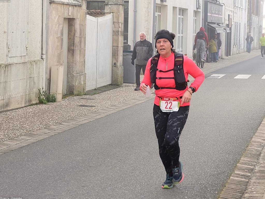 ការប្រកួតនិងផ្សាយ: ជីវិតនៃការប្រកួត